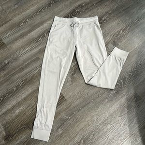NWOT Balance Athletica/Vitality women’s jogger pants size L